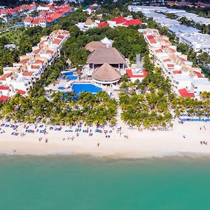 Viva Wyndham Maya All Inclusive